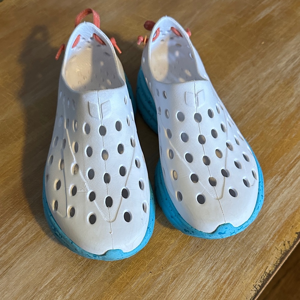 Kids Aqua and White Water Shoes